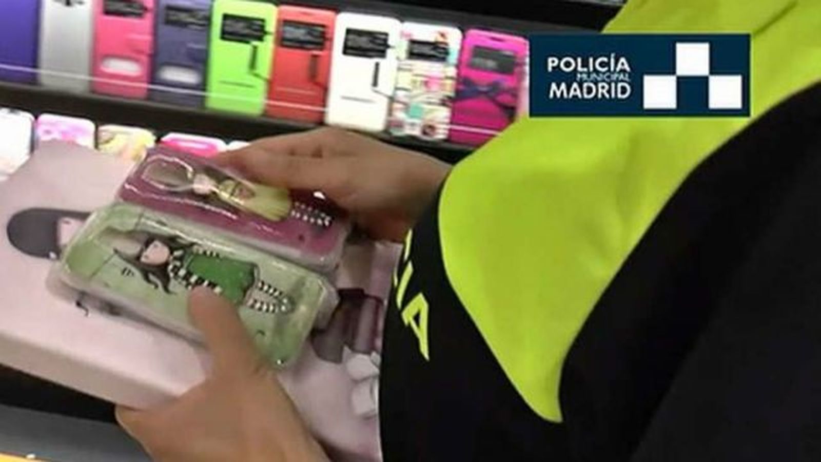 Operación Muñeca: se salda con la incautación de 600.000 artículos falsificados y 23 imputados
