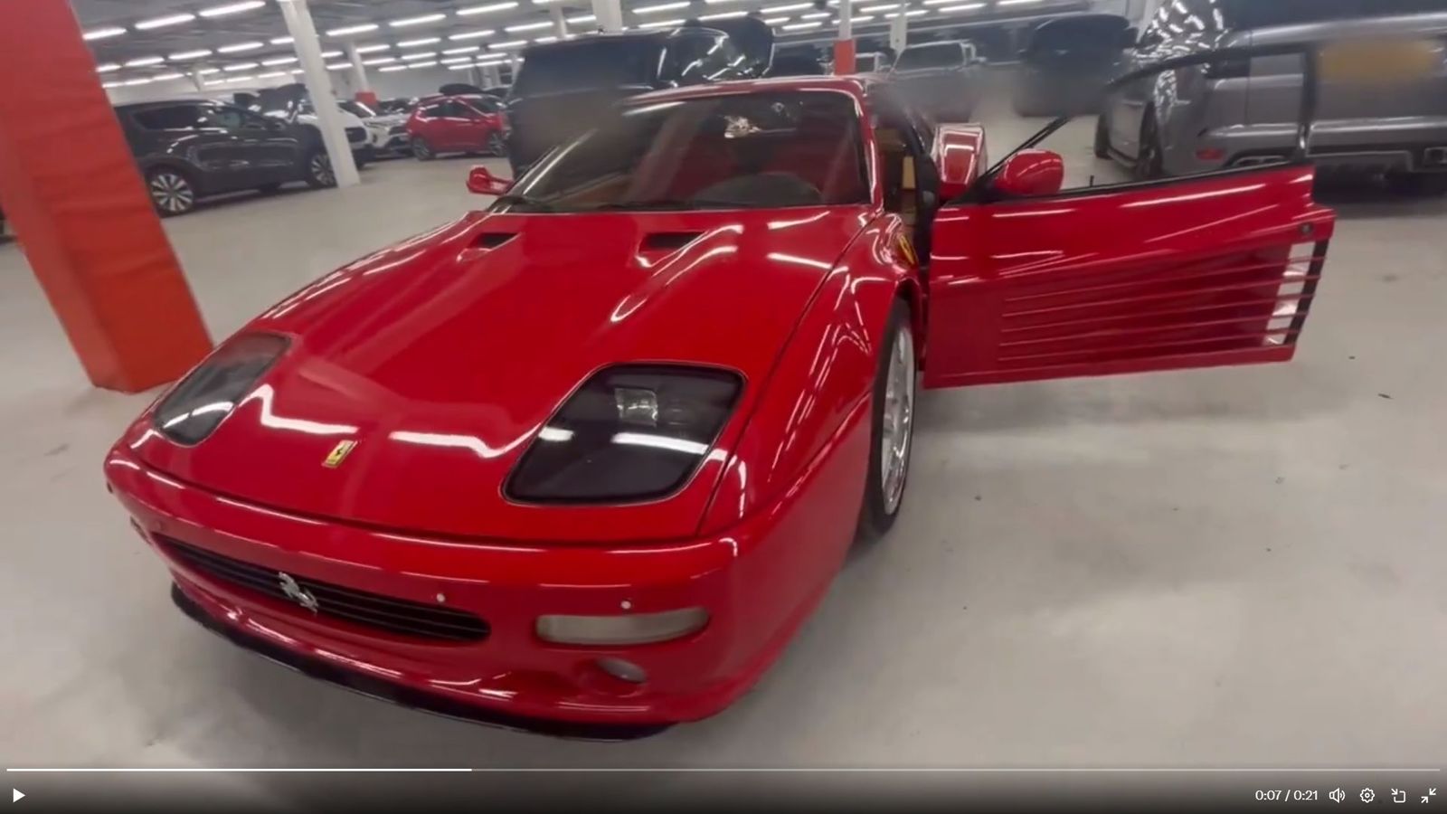El Ferrari Testarossa de Gerhard Berger robado en 1995 y recuperado en 2024