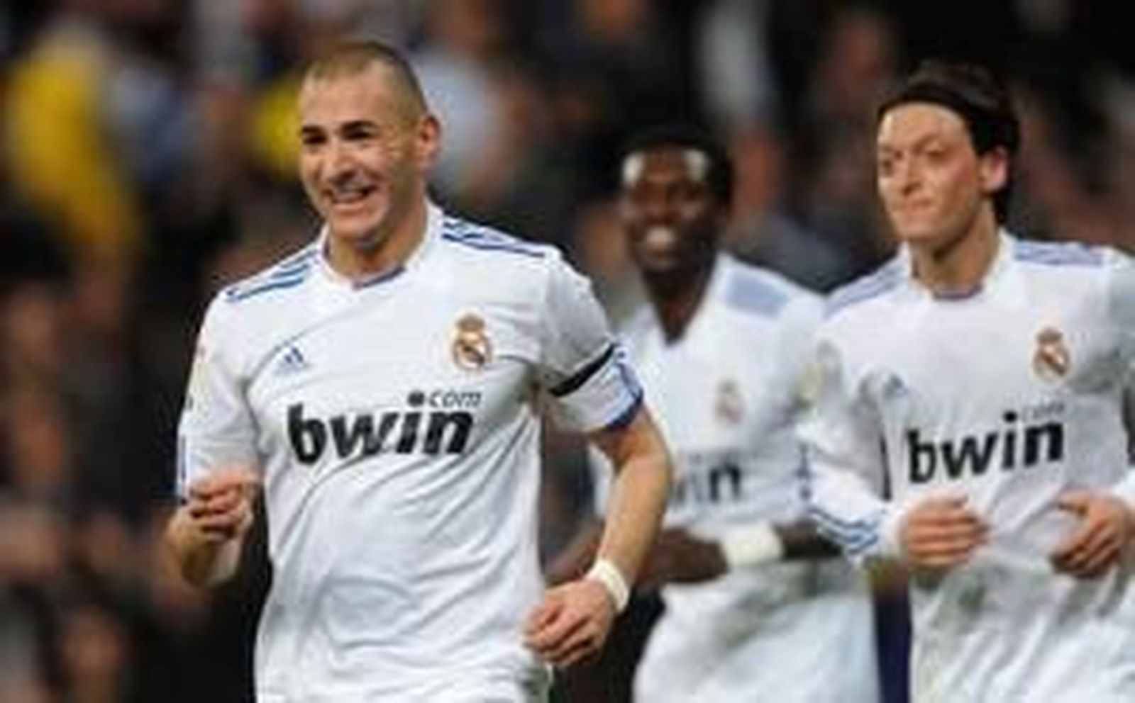 El Real Madrid derrotó 2-0 a un Hércules elegante al que le faltó pegada