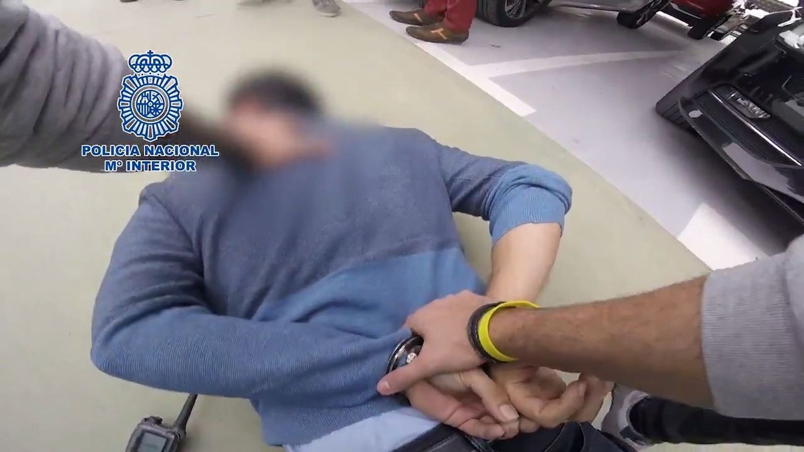 La policía detiene una entrega de 700 kg de cocaína en un parking de Alcalá de Henares
