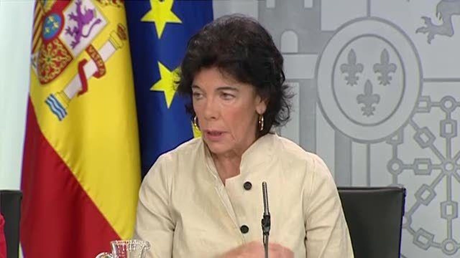 Celaá minimiza las revelaciones de Corinna porque son antiguas y no afectan a Felipe VI