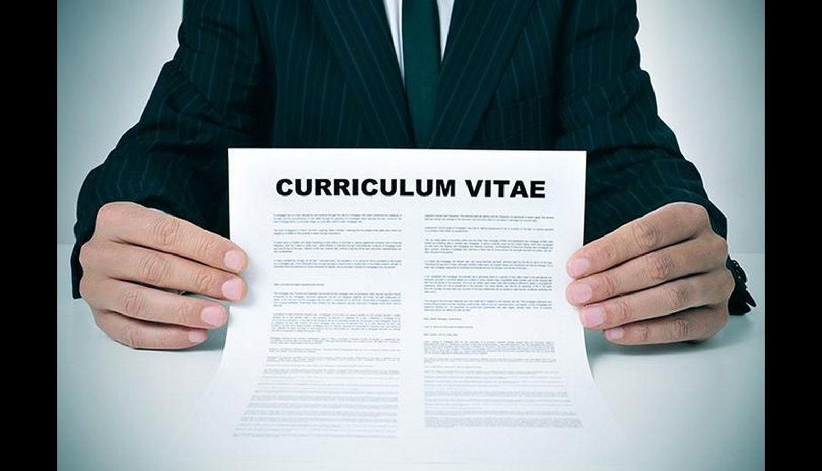 Sin foto ni edad en el CV: reducir datos en el currículum es cada vez más común