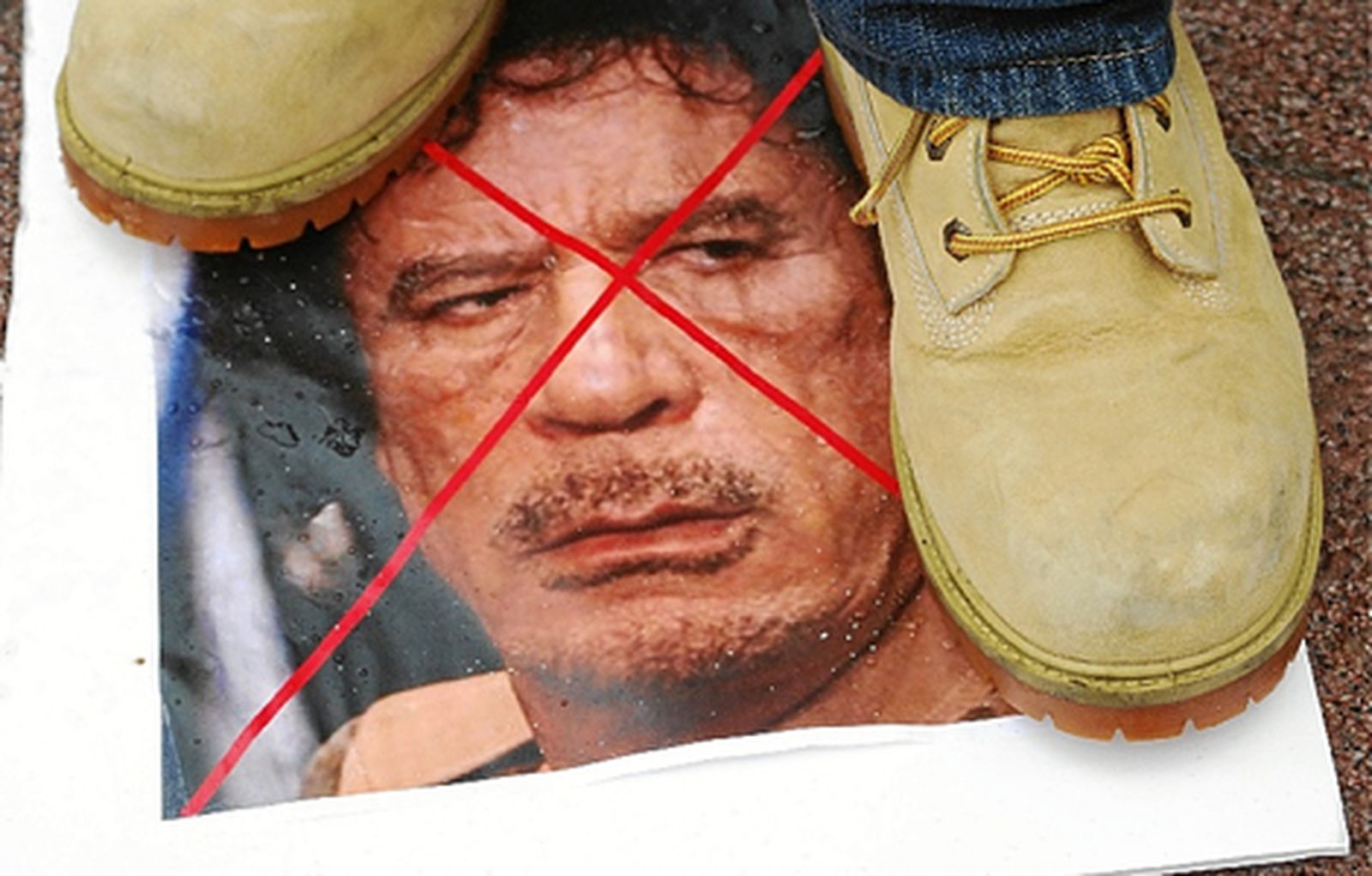 Gadafi adios