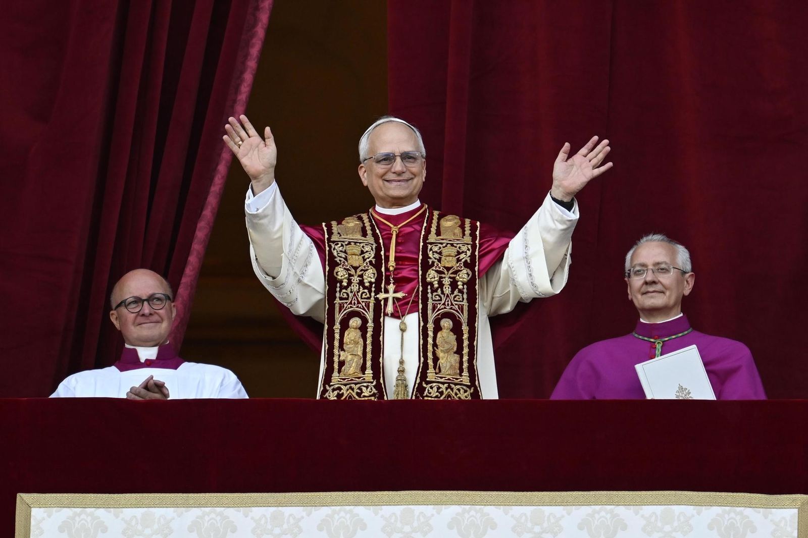El Papa León XIV, en un discurso más largo de lo habitual, desea una Iglesia misionera