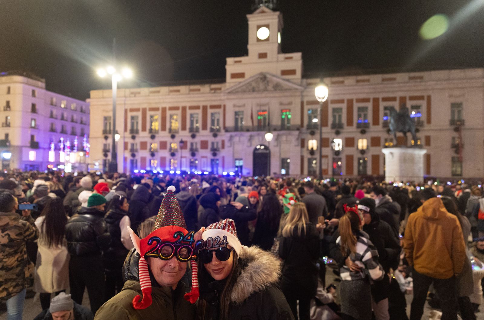 Hasta 15.000 personas, el doble que el año pasado, en la Puerta del Sol para vivir el estreno del 2024