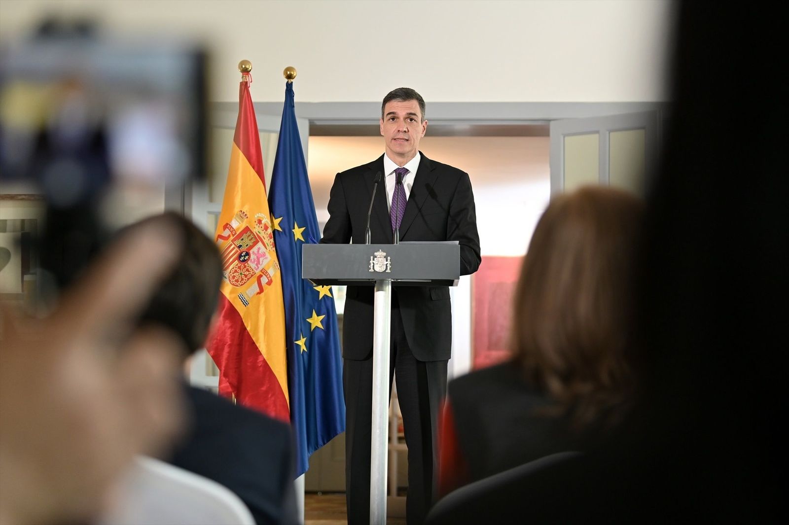 Sánchez niega que su mujer hiciera alguna gestión a favor del rescate de Air Europa: "No, en absoluto"