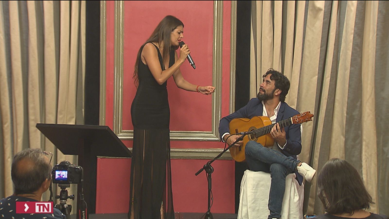 Rayana, disco de fado y flamenco