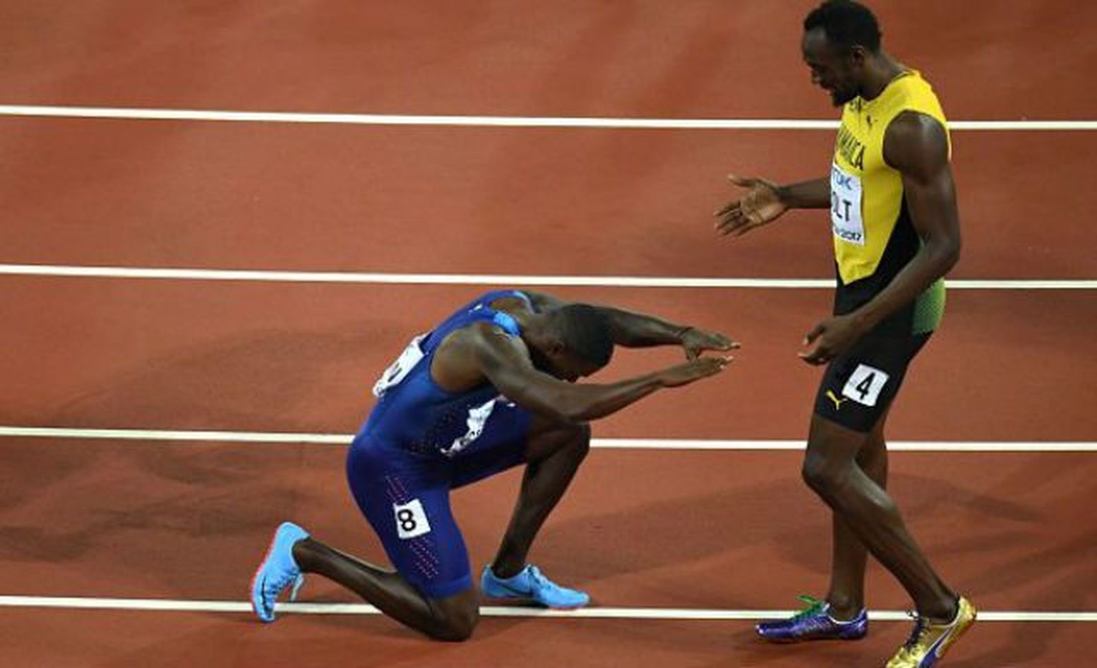 Gatlin y Coleman derrotan a Bolt en el último 100 del gran ídolo