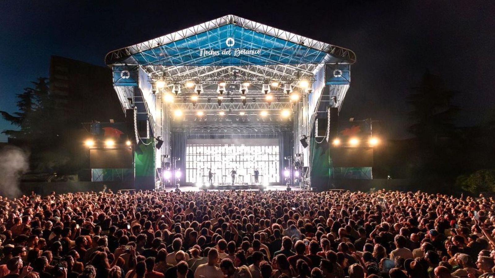Música, gastronomía y buen tiempo: Las razones por las que triunfan las Noches del Botánico
