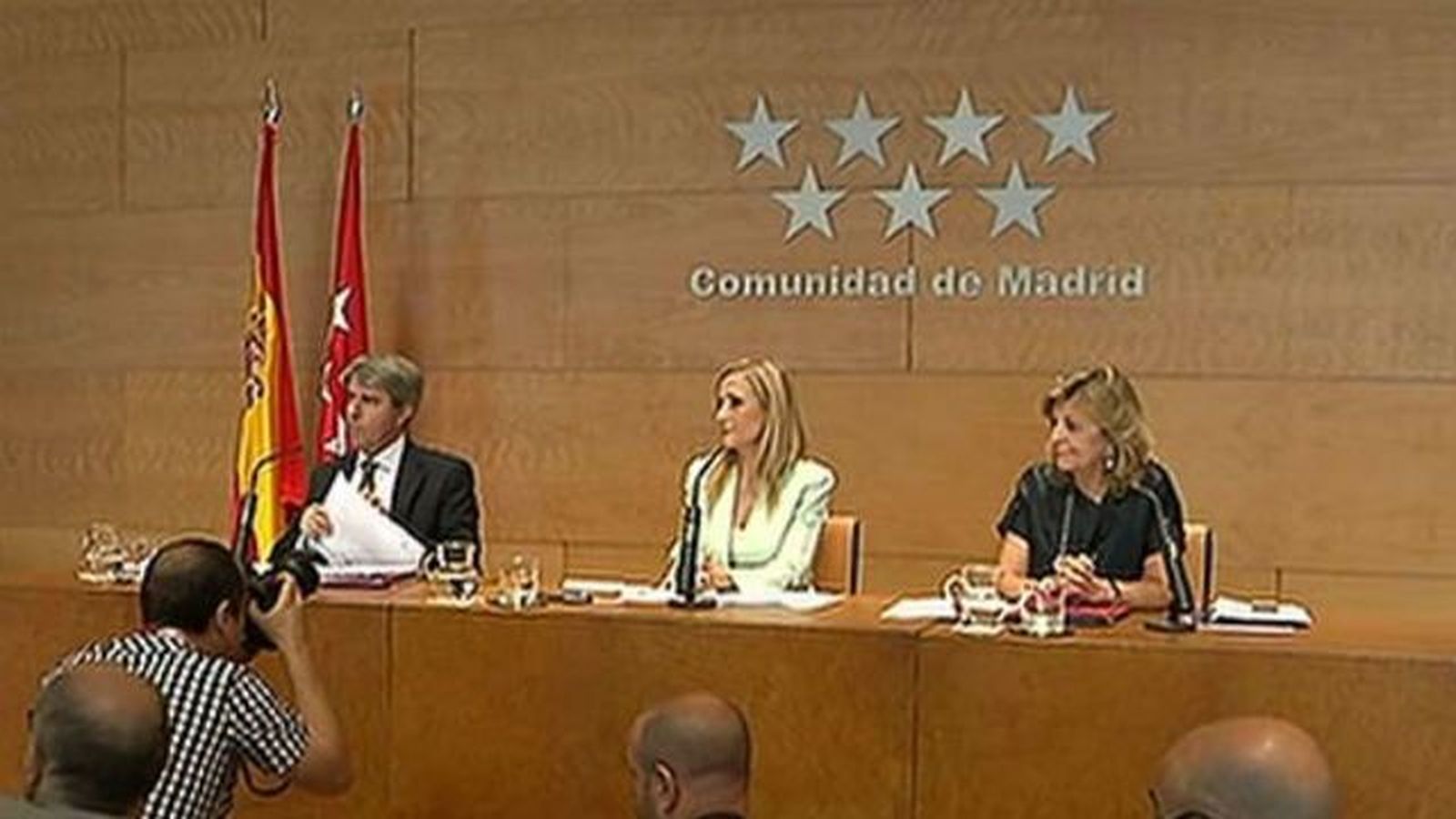 La Comunidad de Madrid destaca que junio tuvo la mayor caída del paro desde 2002