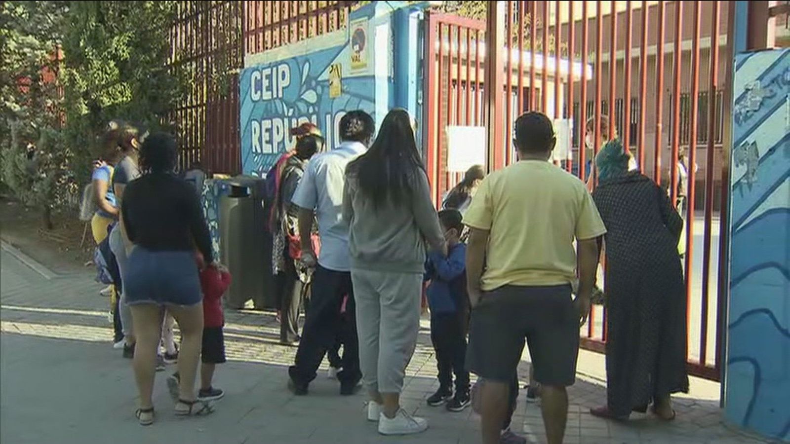 Los compañeros de la alumna con Covid de Latina deberán guardar cuarentena