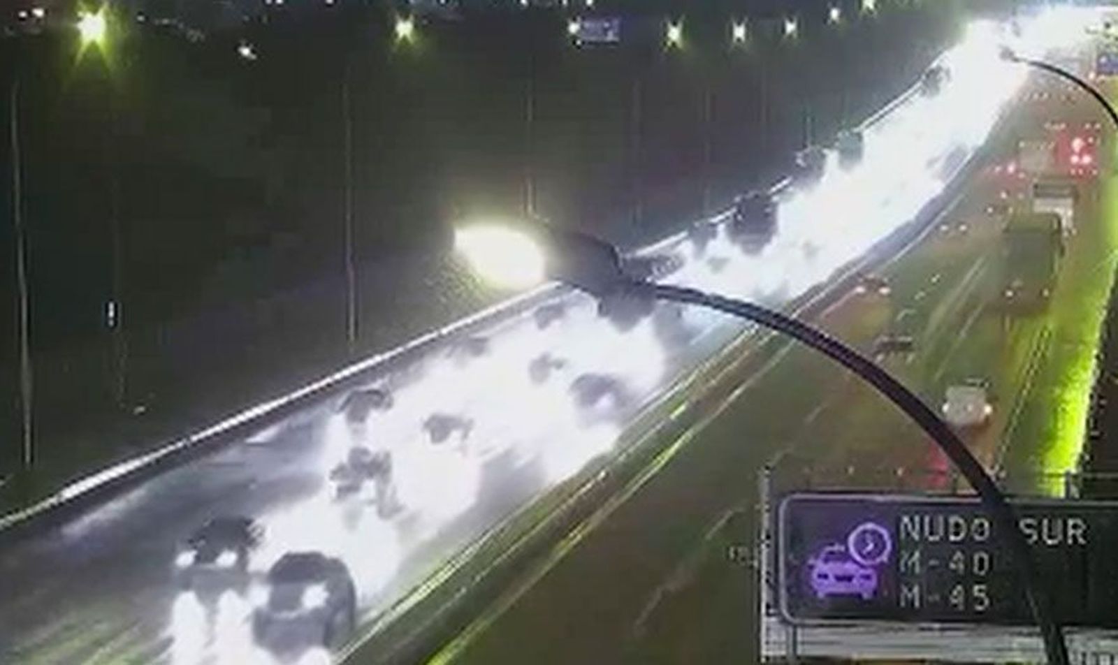La lluvia, el viento y la huelga de RENFE complican la Operación Salida de Navidad