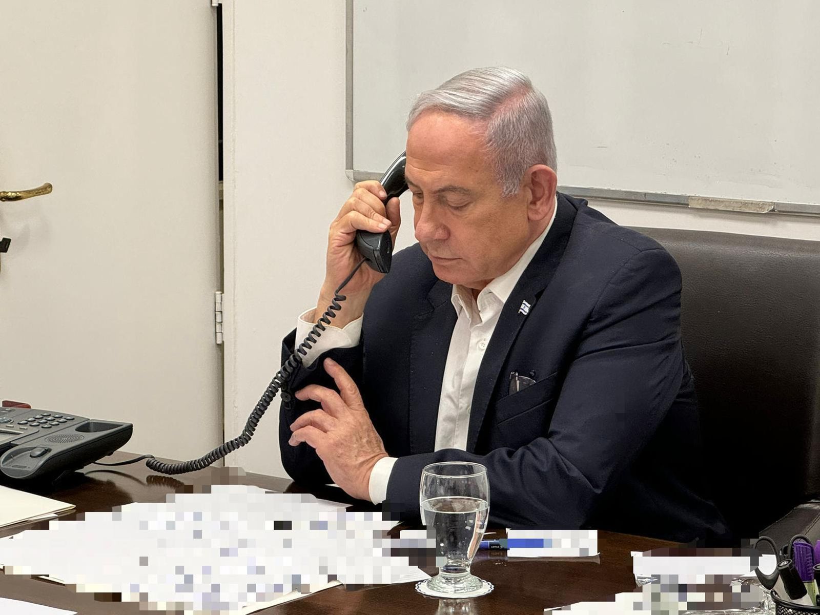 Netanyahu mantiene una llamada telefónica con Biden tras el ataque iraní