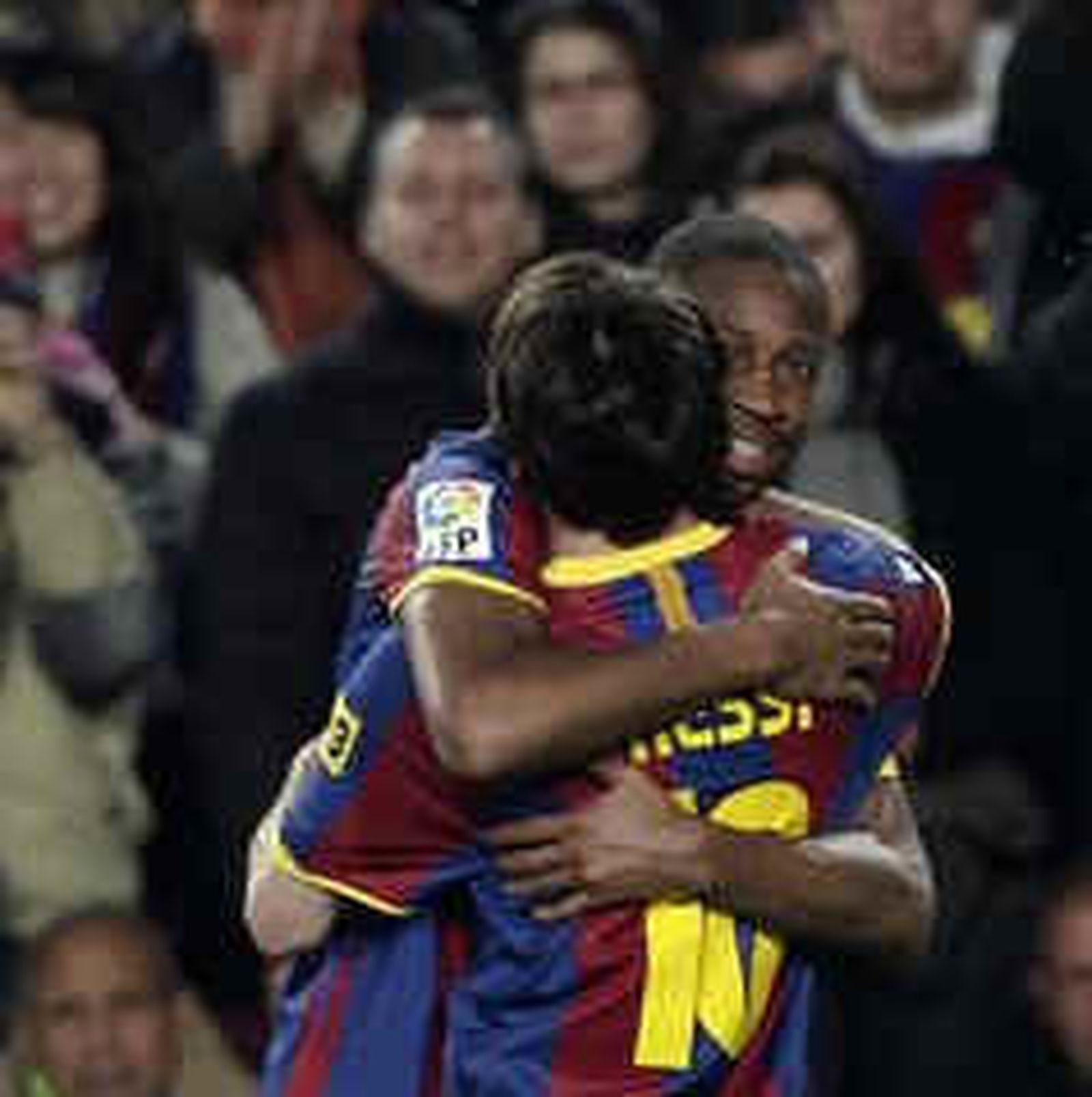 Keita le da el triunfo a un Barça falto de ideas
