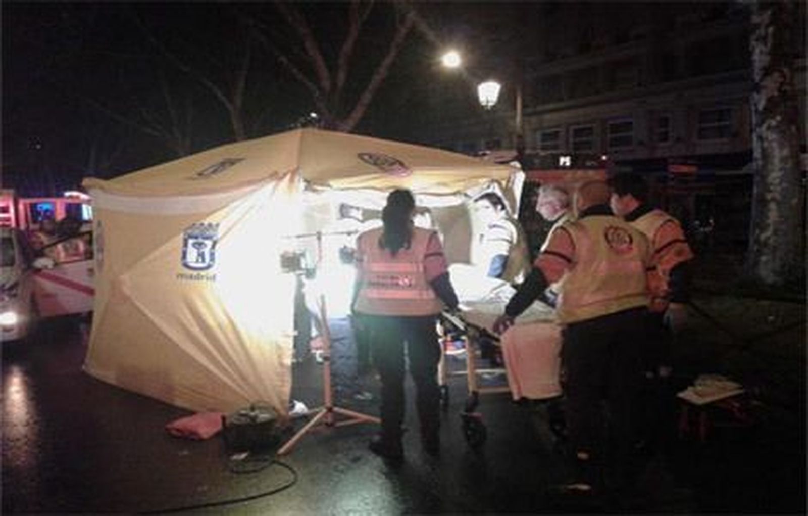Herido grave tras ser atropellado por un taxi cuando cruzaba el Paseo del Prado