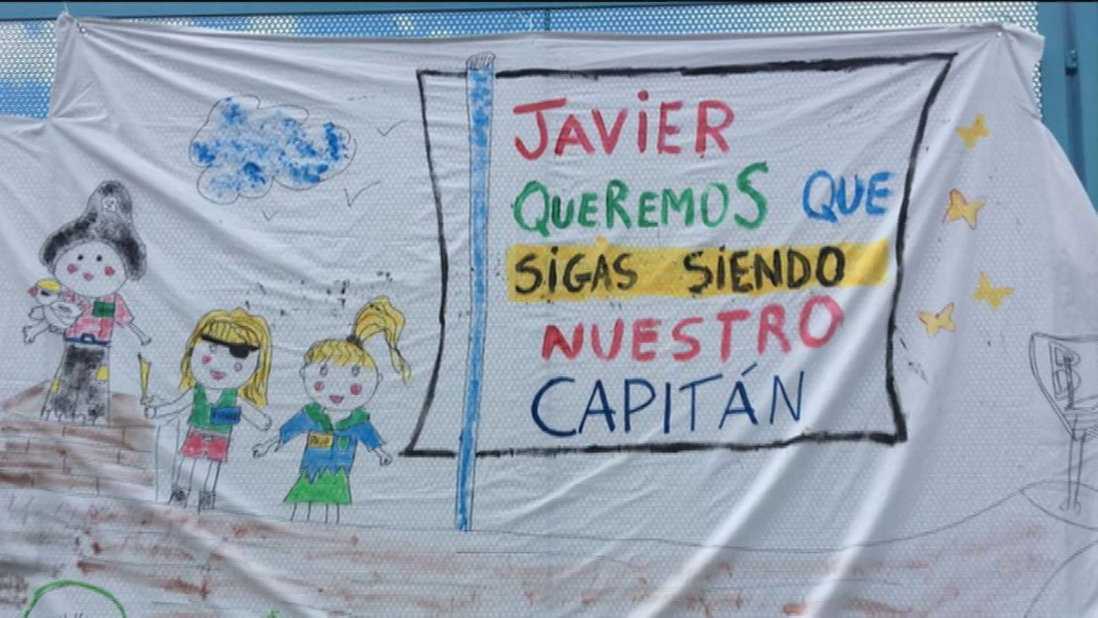 Padres y madres del colegio Blas de Lezo, en la Tablas, se encierran contra el cese del director