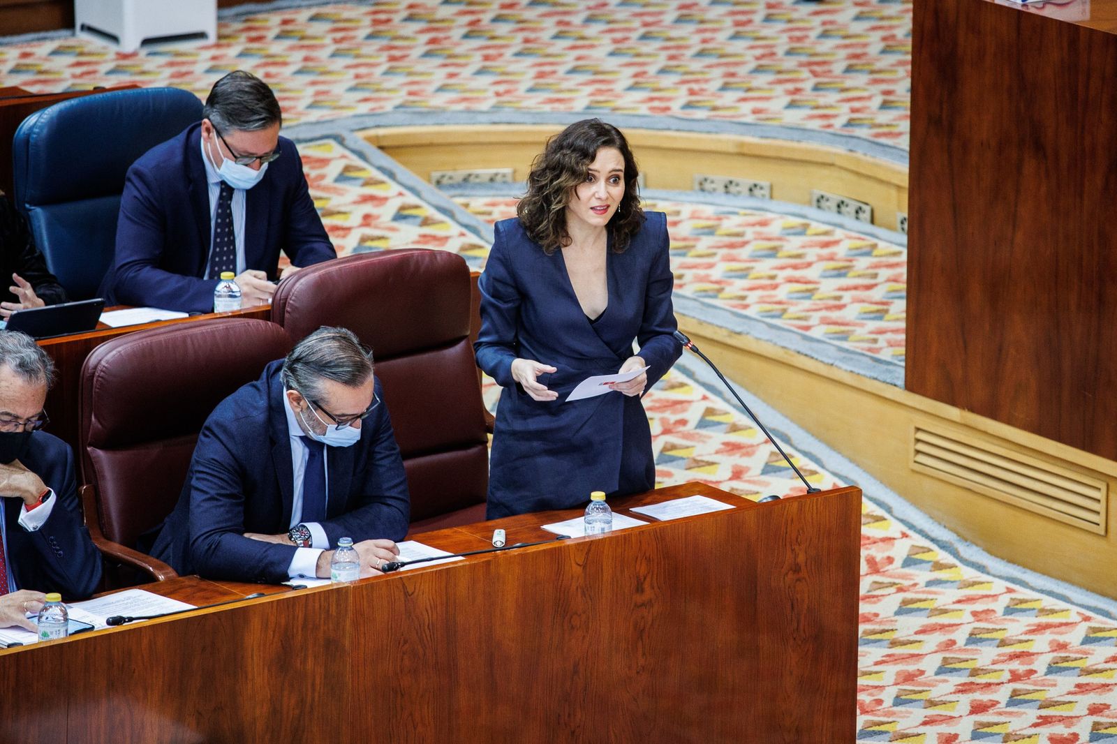 Aprobada la rebaja del IRPF de 0'5 puntos en Madrid propuesta por Ayuso