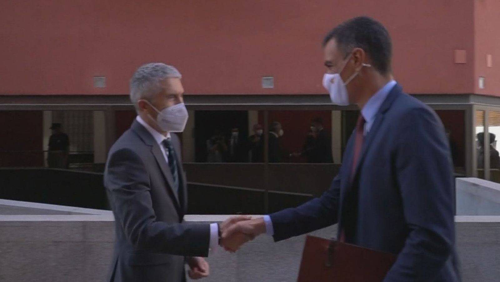 Sánchez respalda a Marlaska y PP, Cs y Vox piden que dimita y le reprochan que culpe a la Policía de su error