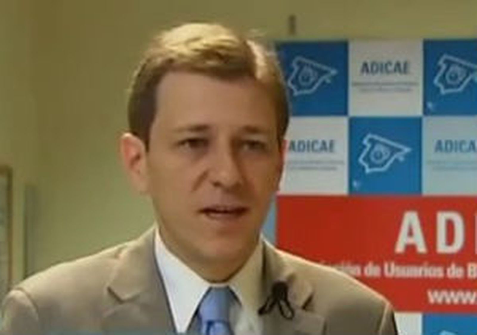 Entrevista a Fernando Herrero, Secretario General de la Asociación de Usuarios de Bancos y Cajas (ADICAE)