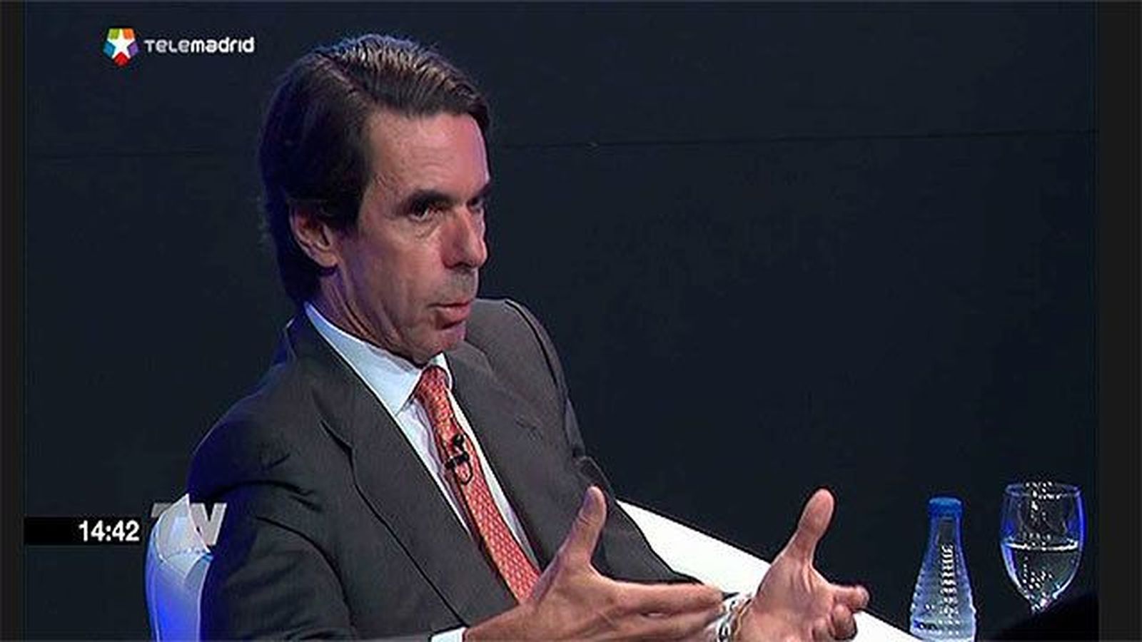 Aznar avisa de que Ciudadanos puede hacerse con la primacía del centro-derecha