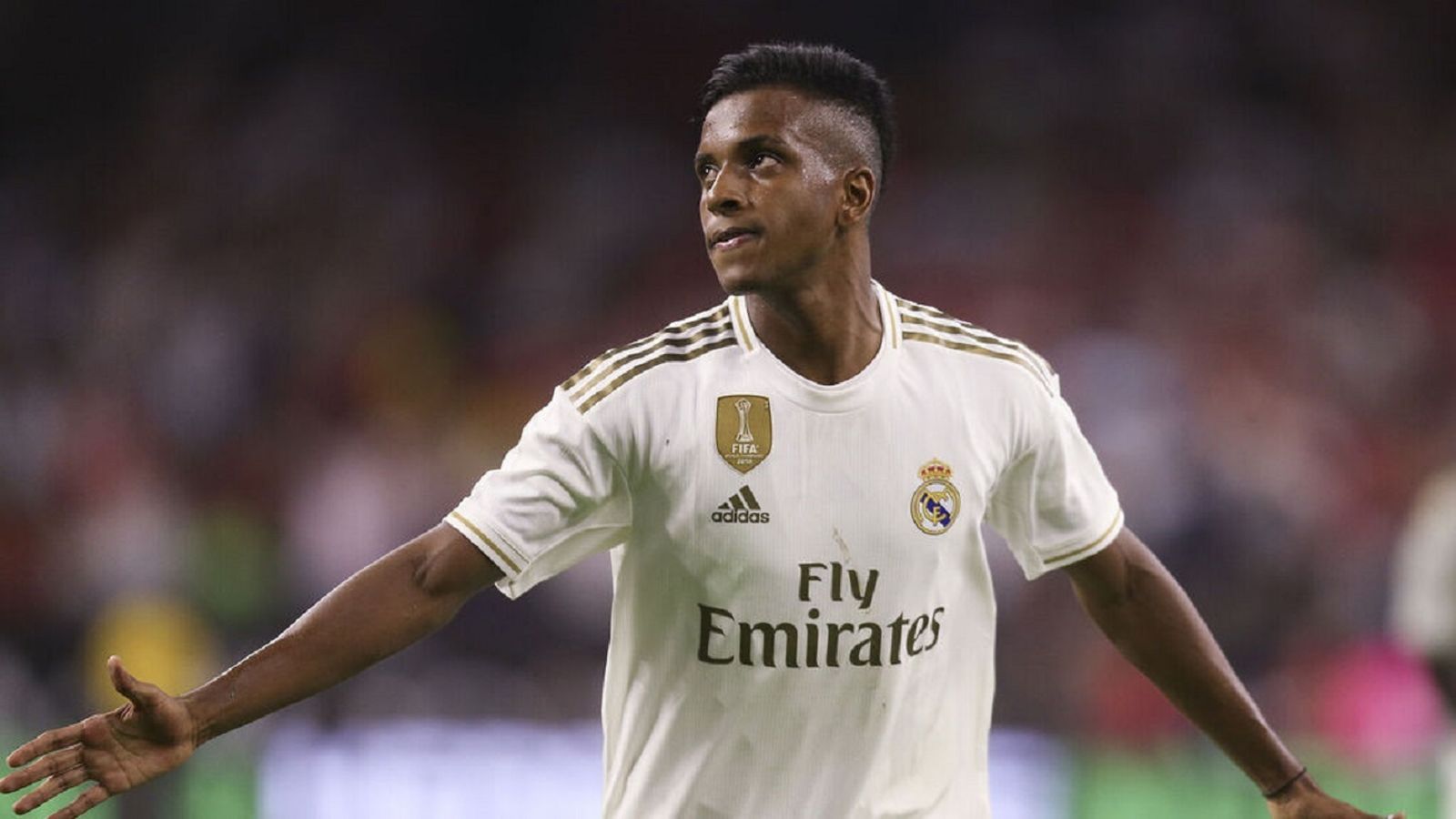 Rodrygo celebra un gol con el Real Madrid