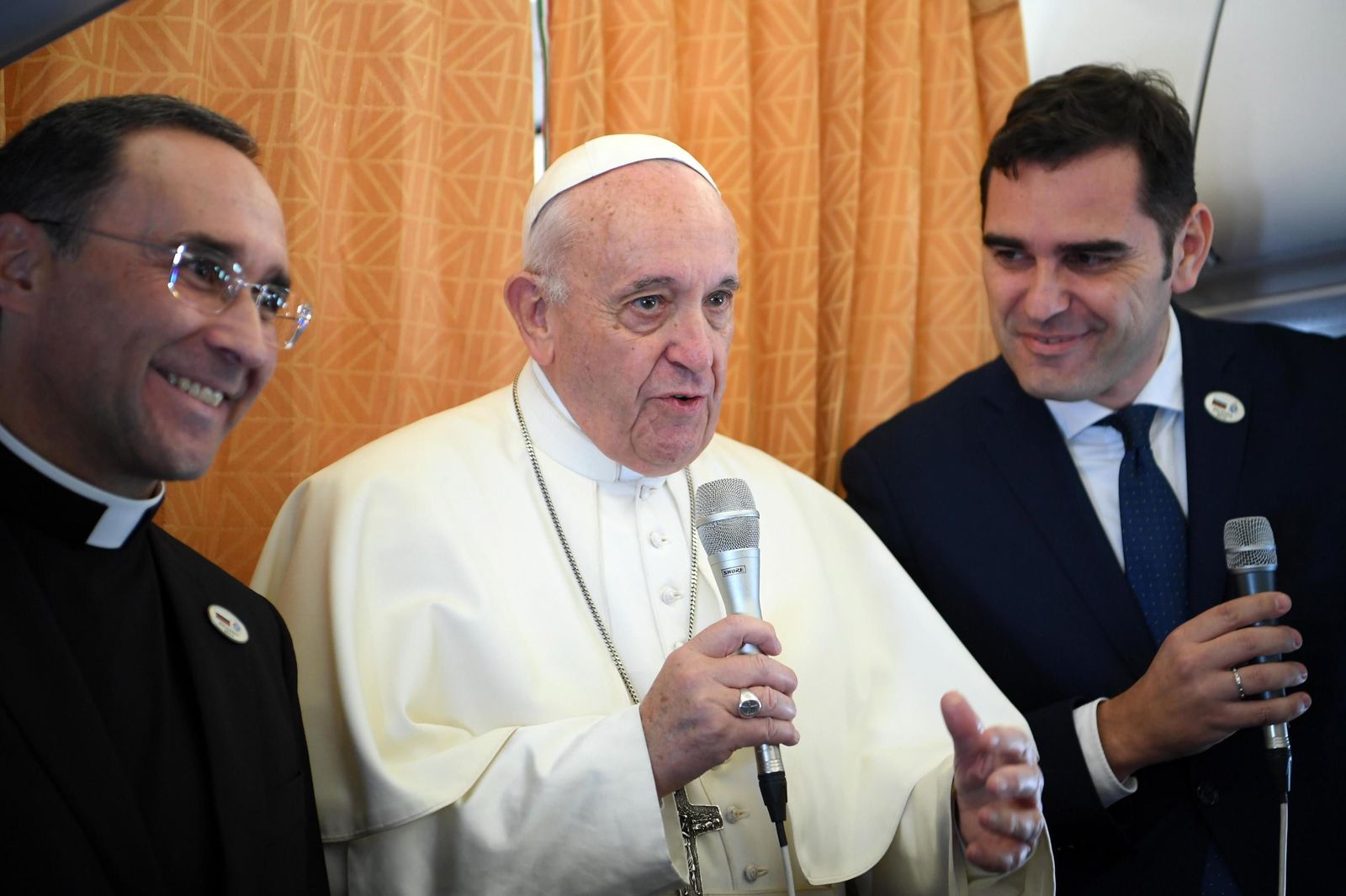 El papa sobre el viaje a España: "Prometo que me lo voy a pensar"