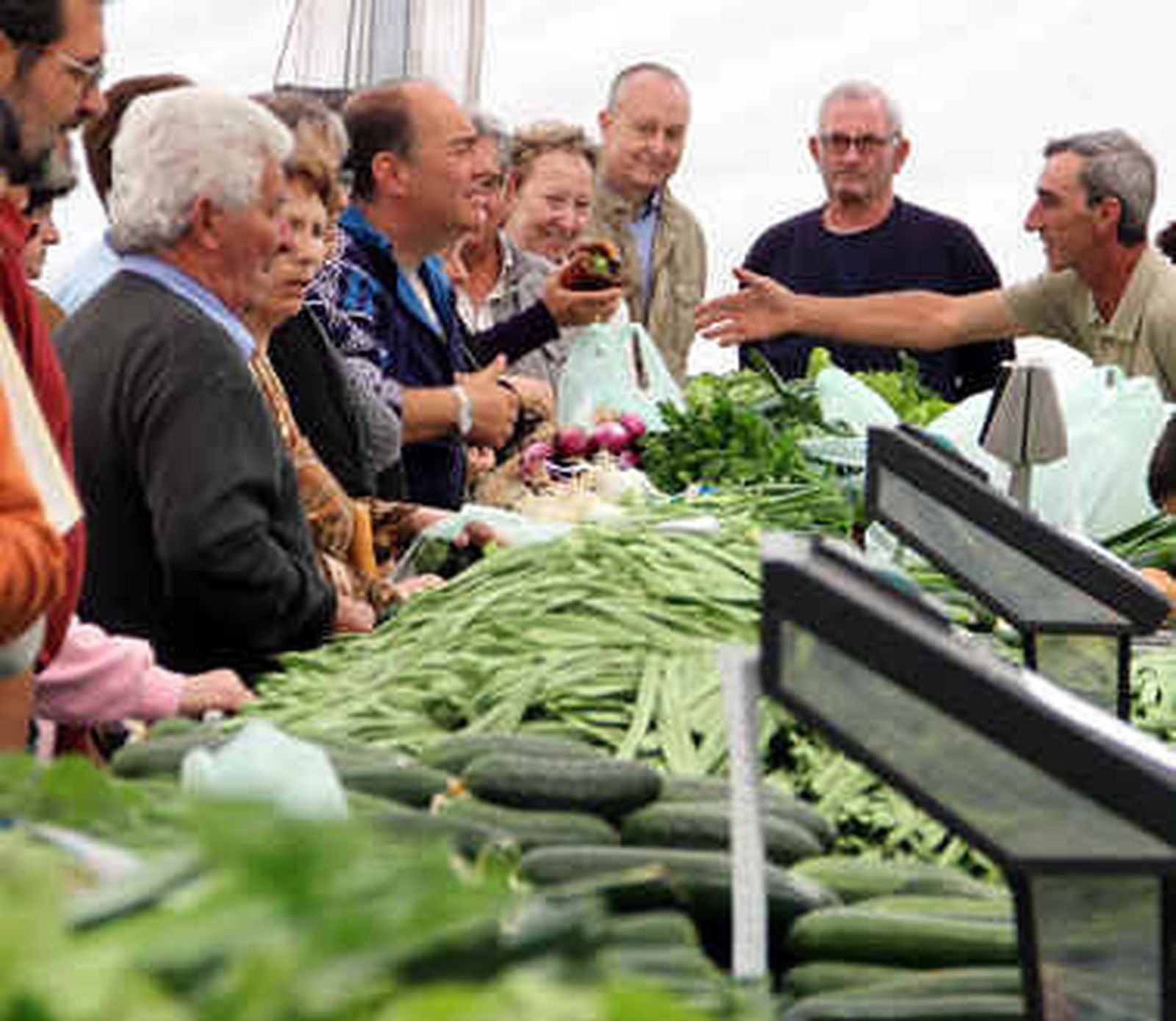 La Feria "Huerta y Vino" acerca este fin de semana en  Villa del Prado todo tipo de productos agrícolas y vinícolas