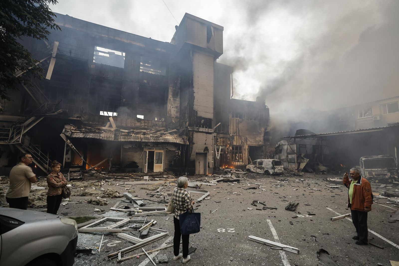 Edificio destruido por un ataque con drones en Ucrania