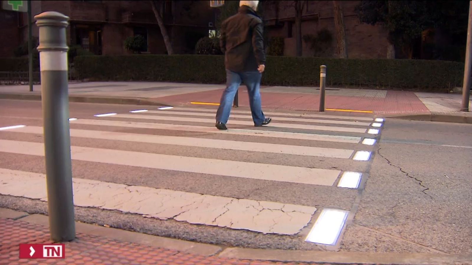 Majadahonda instala su primer paso de peatones inteligente en la Avenida de España