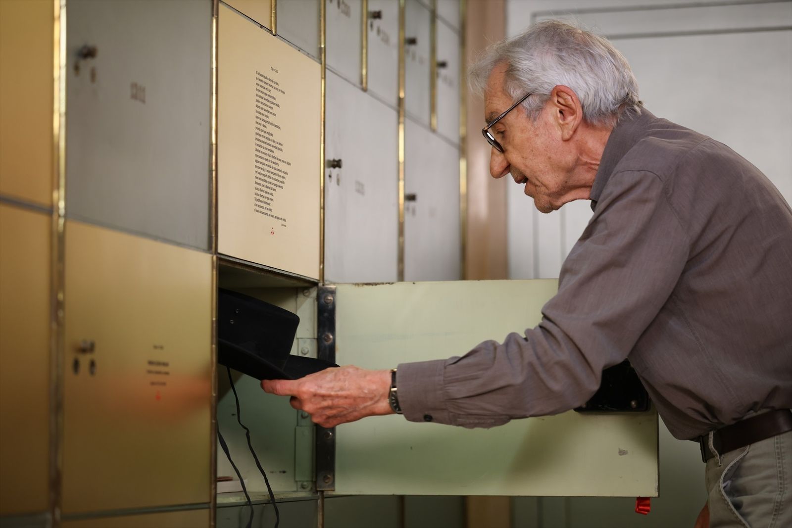 El actor, director de teatro, televisión y cine José Sacristán, en la Caja de las Letras del Instituto Cervantes