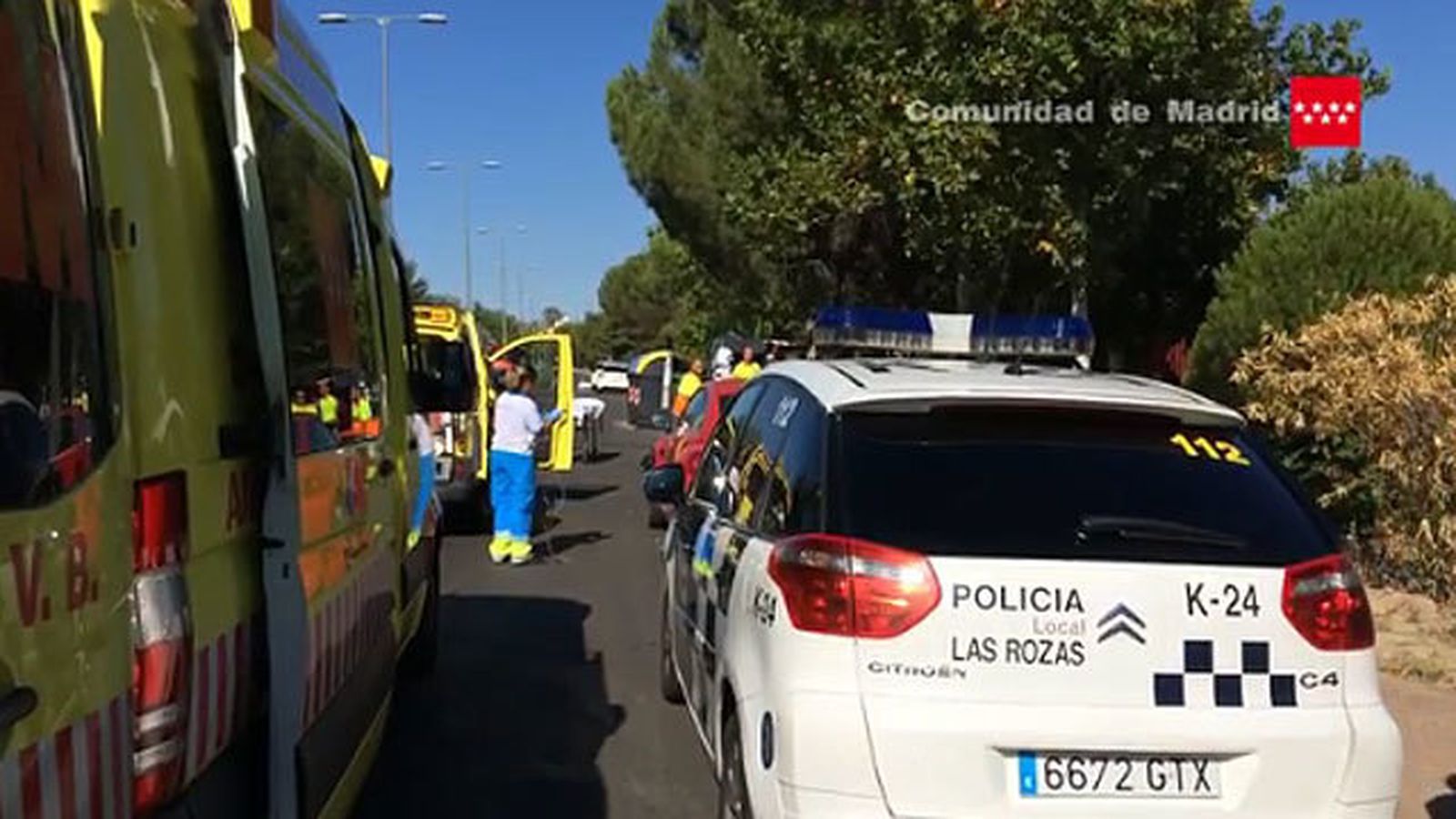 Serviciso de emergencia en el lugar de los hechos