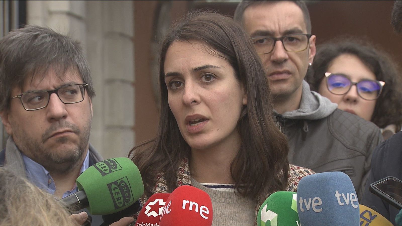 Más Madrid exige a Almeida buscar recursos para refugiados en la red privada