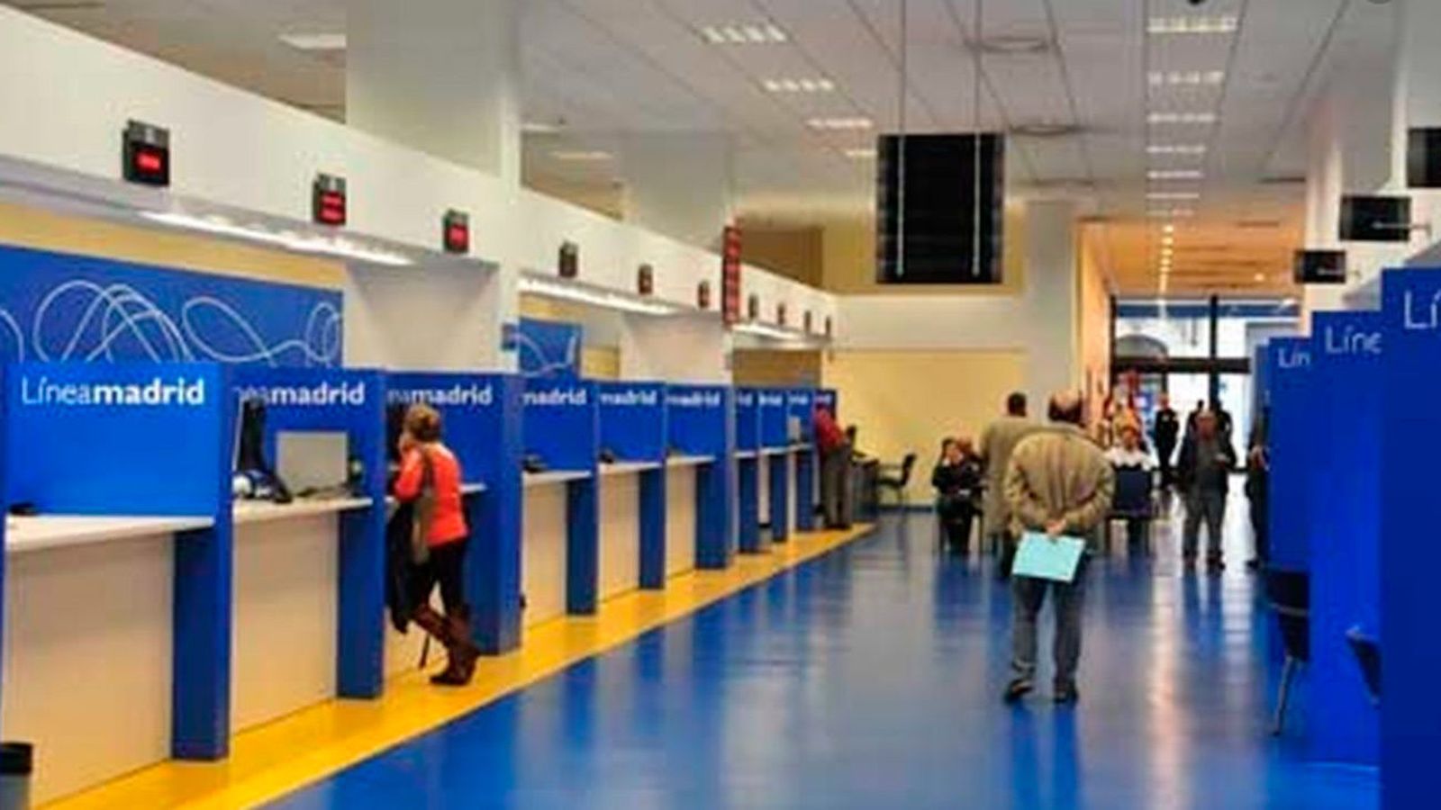 Los trabajadores del 010 de Madrid, en huelga por el convenio de la nueva adjudicataria