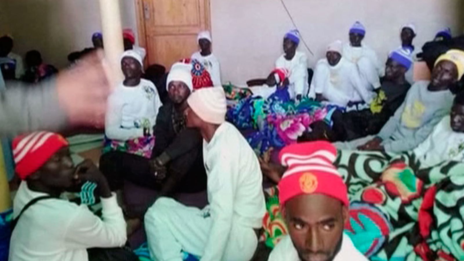 Al menos 62 migrantes muertos por el naufragio de una patera que se dirigía a Canarias