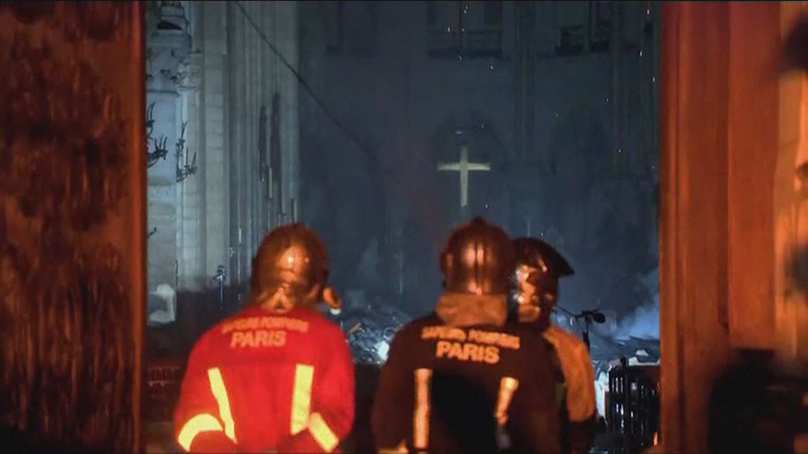 El incendio de Notre Dame destruye parte de sus reliquias y tesoros