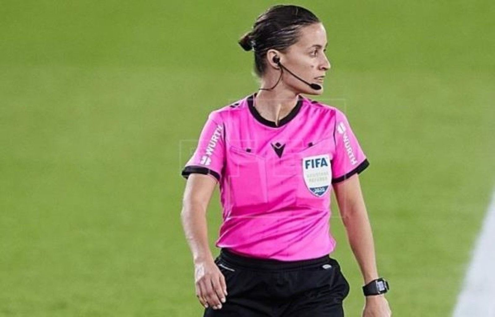 Guadalupe Porras, primera arbitra española en Europa