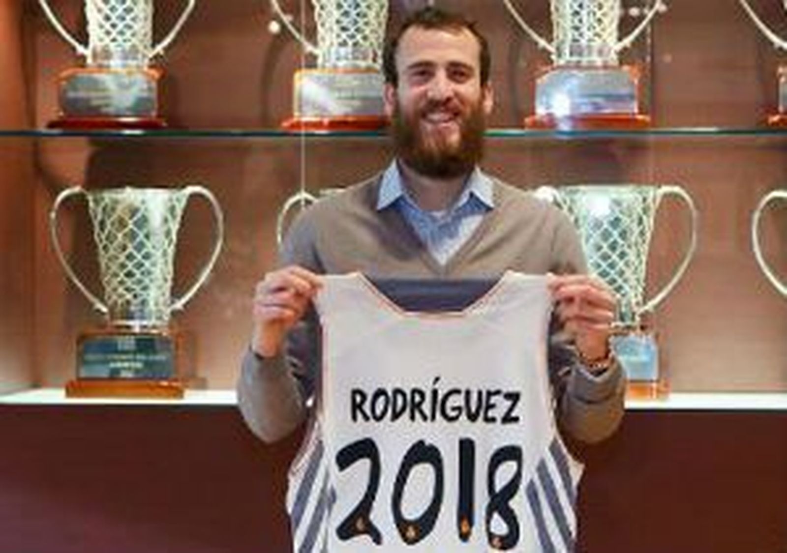 Sergio Rodríguez renueva hasta el 2018