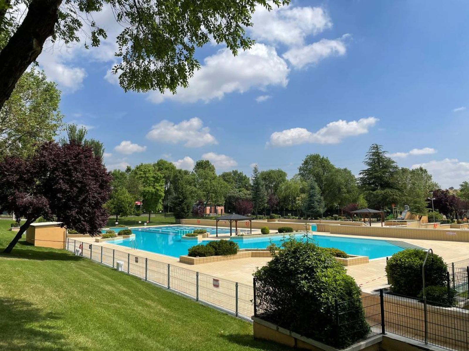 La piscina de verano del polideportivo de la  Dehesa Boyal, en San Sebastián de los Reyes