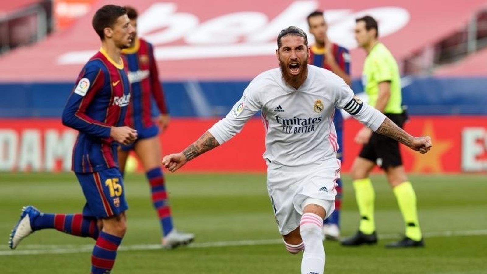 Sergio Ramos ante el Barcelona