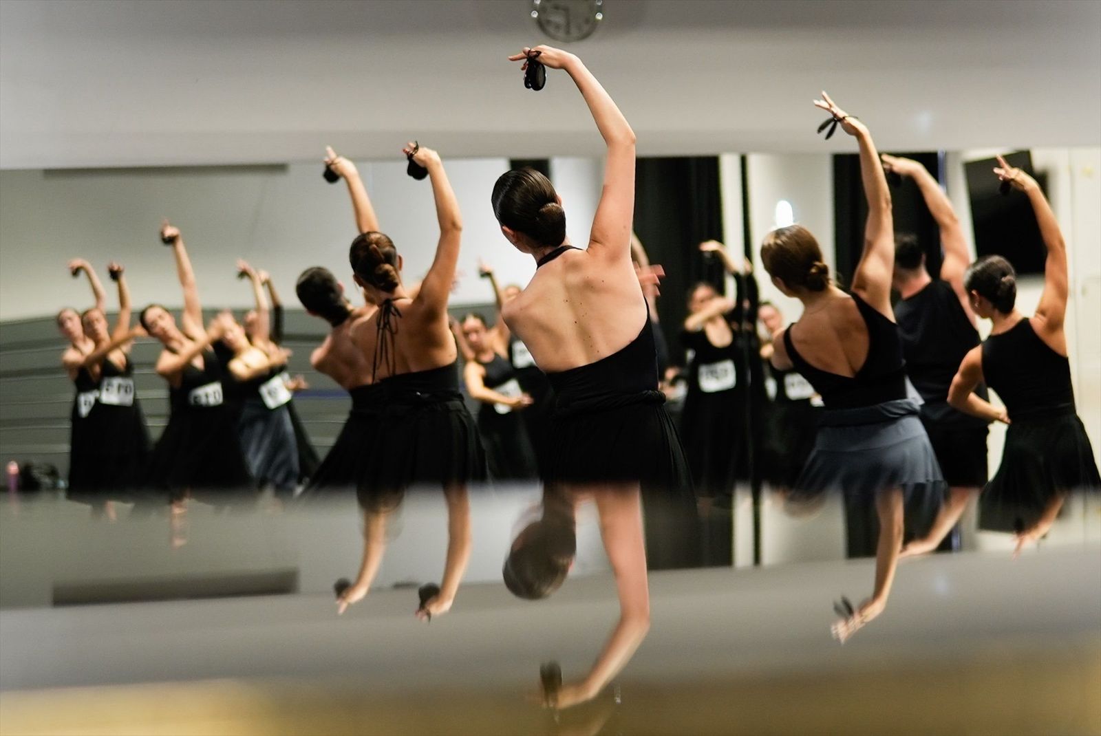 Más de 200 bailarines y músicos buscan hacerse con una plaza en el Ballet Español de Madrid