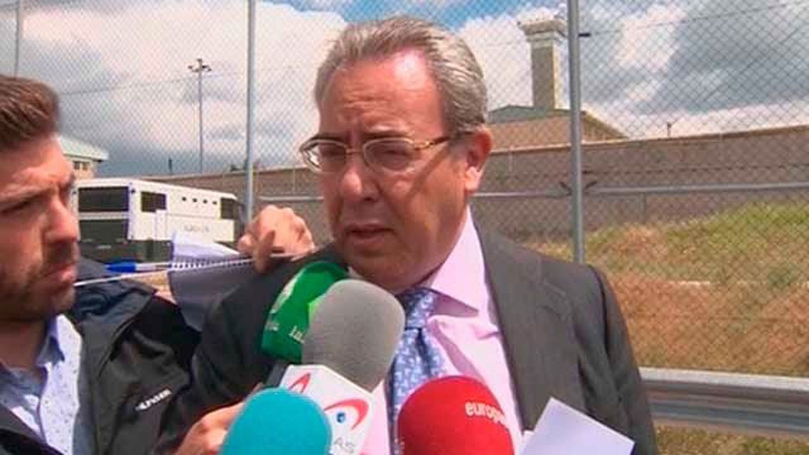 El abogado de Ignacio González presenta una batería de recursos por el caso Lezo