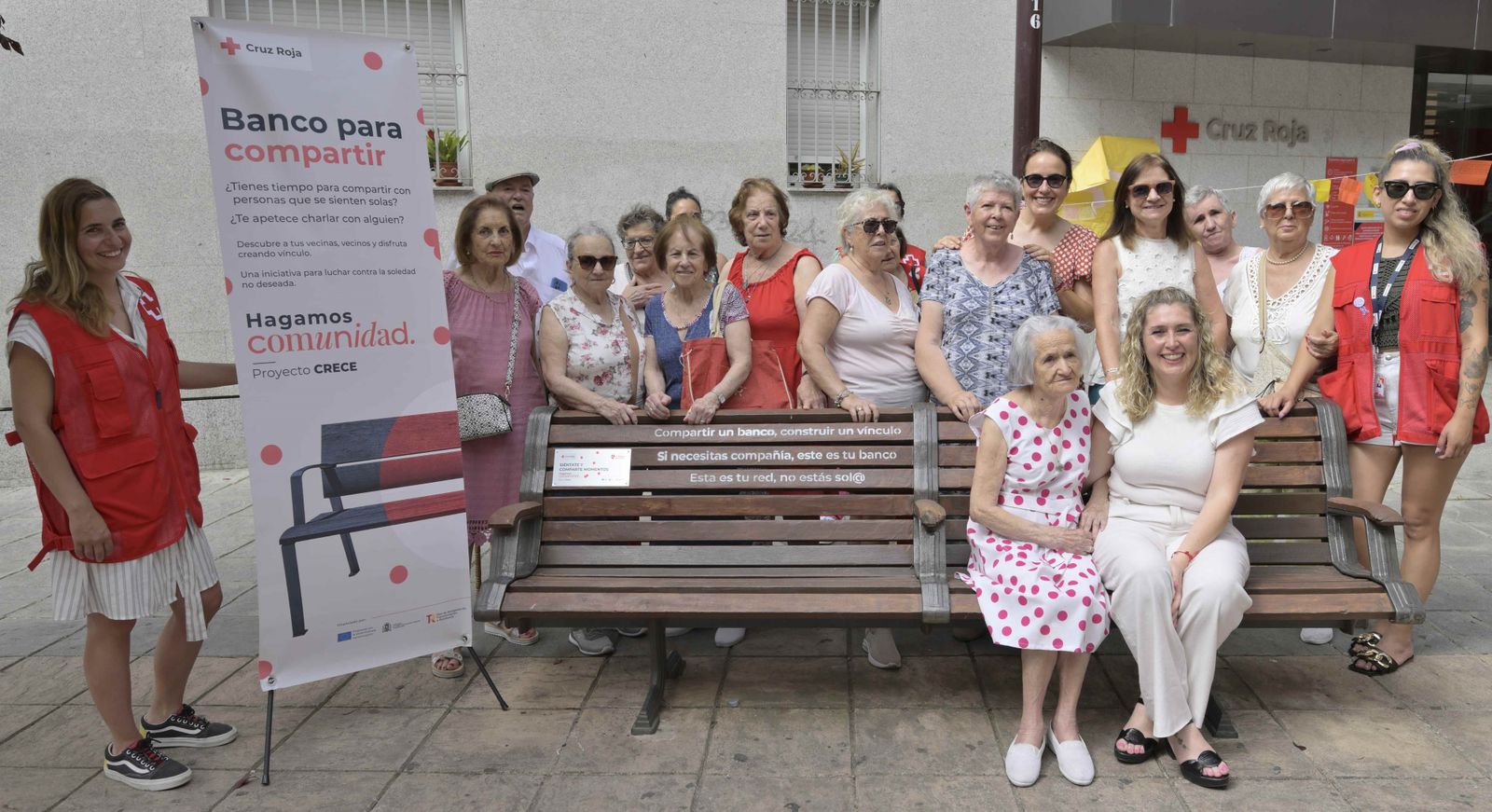 El 'banco de la soledad' de Cruz Roja en San Sebastián de los Reyes