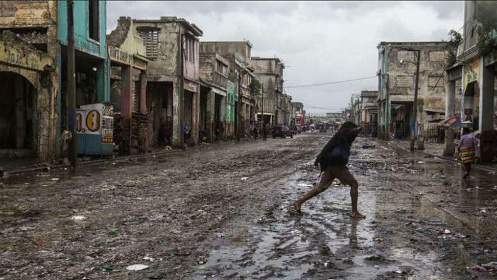 Paso del huracán Matthew  por Haití: 478 los muertos y 20.000 viviendas destruidas