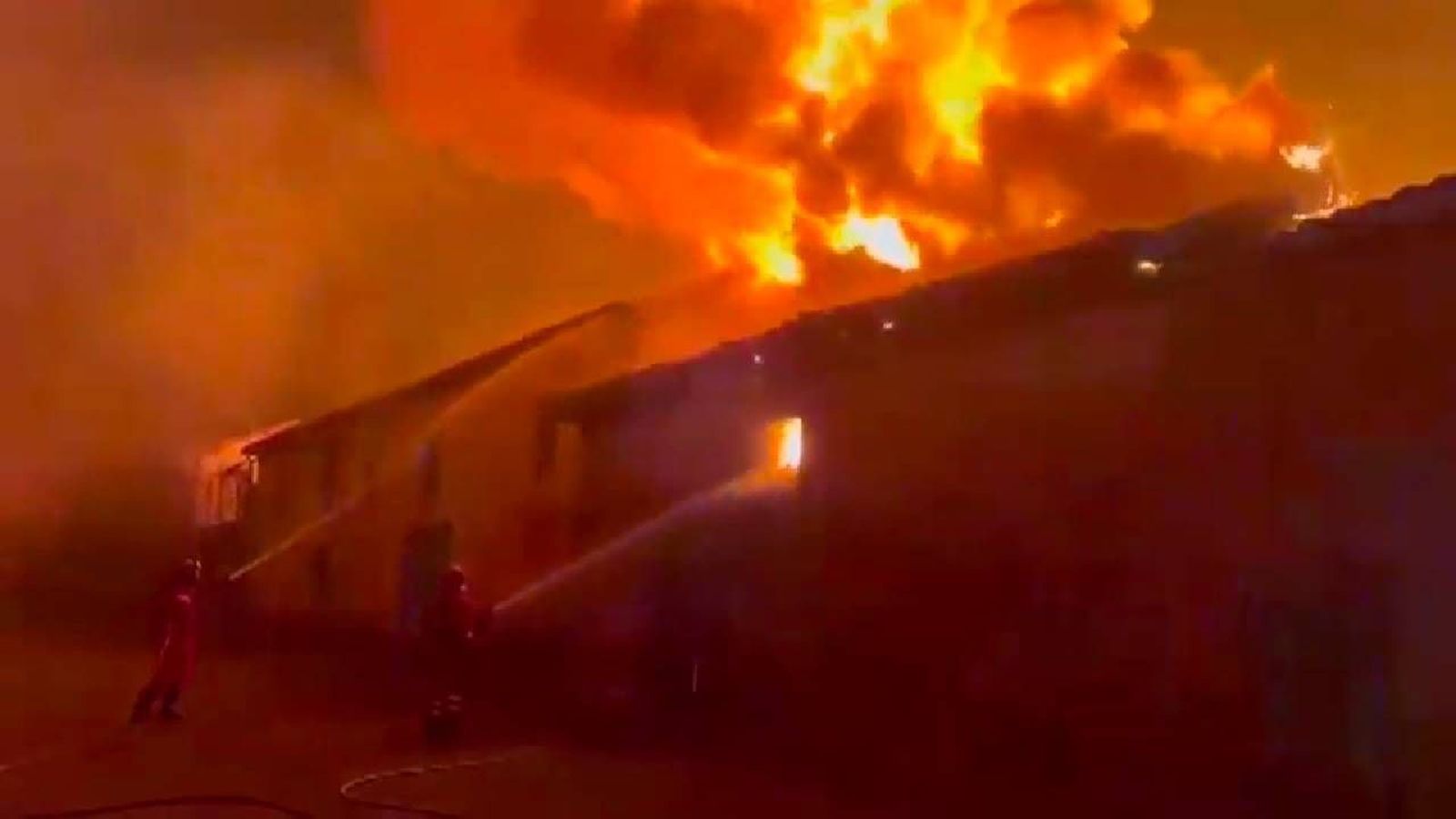 90 incendios en tan solo 5 días arrasan Castilla y León ante el temor de los vecinos: "Hemos salido huyendo"