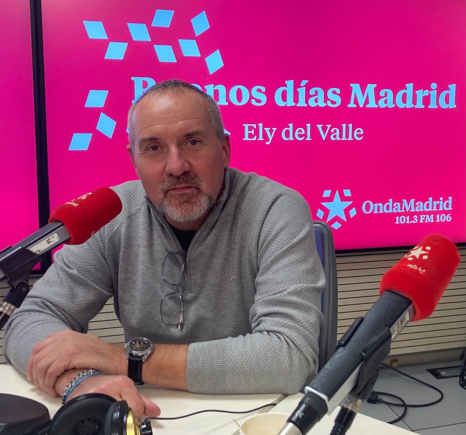 "Antonio Sin Hernández, alcalde de Pelayos de la Presa "Lo que más reconforta a un alcalde de un pueblo es saber que has podido ayudar a un vecino a solucionar un problema que tenía"