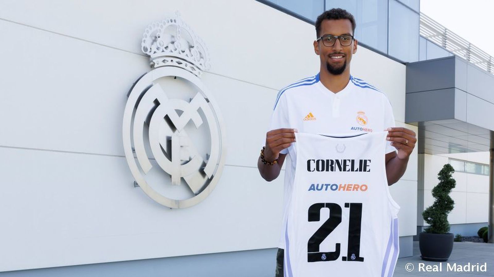 Petr Cornelie, nuevo jugador del Real Madrid de Baloncesto