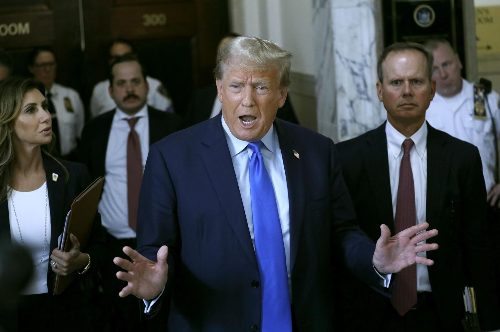Trump acude al juicio por fraude en Nueva York