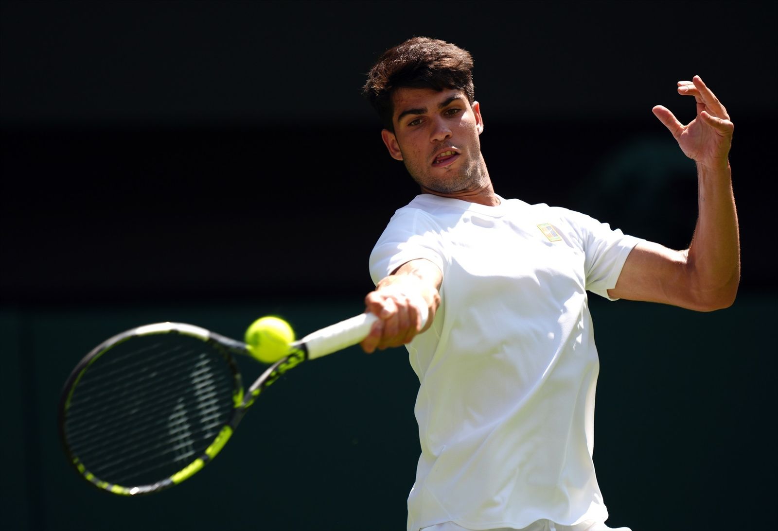 Carlos Alcaraz ante Fabio Fognini en Wimbledon 2025
