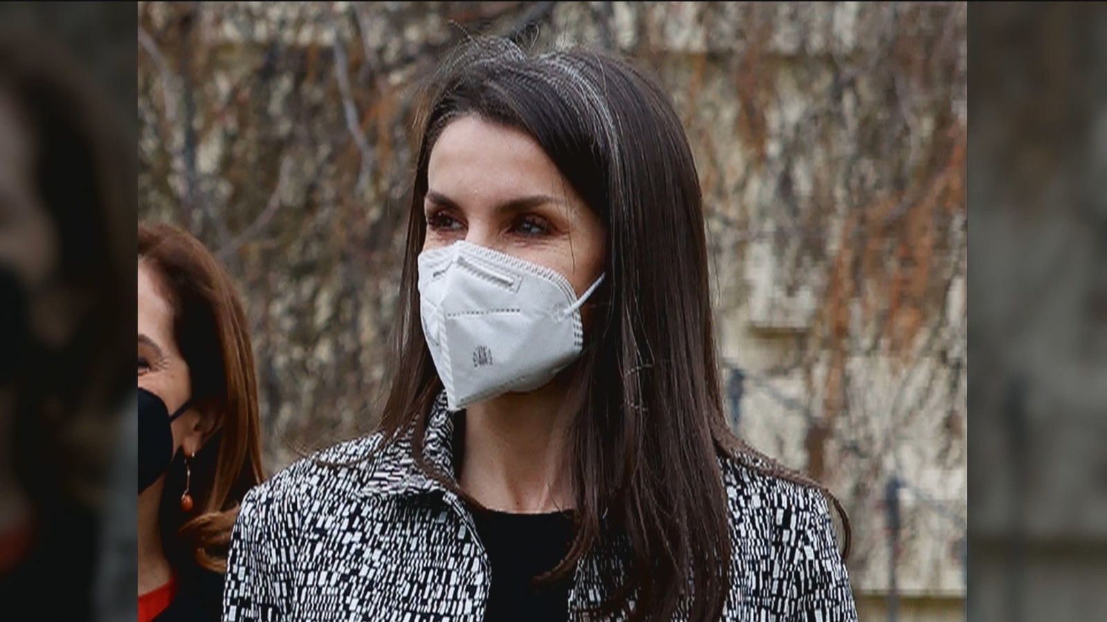 La Reina Letizia, Kate Middleton o Carla Bruni se apuntan a la moda de las canas