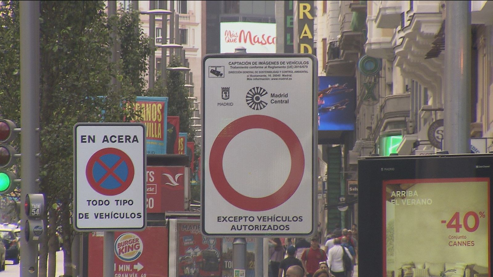 Una juez de Madrid impide multar por separado los accesos repetidos a zonas restringidas al tráfico
